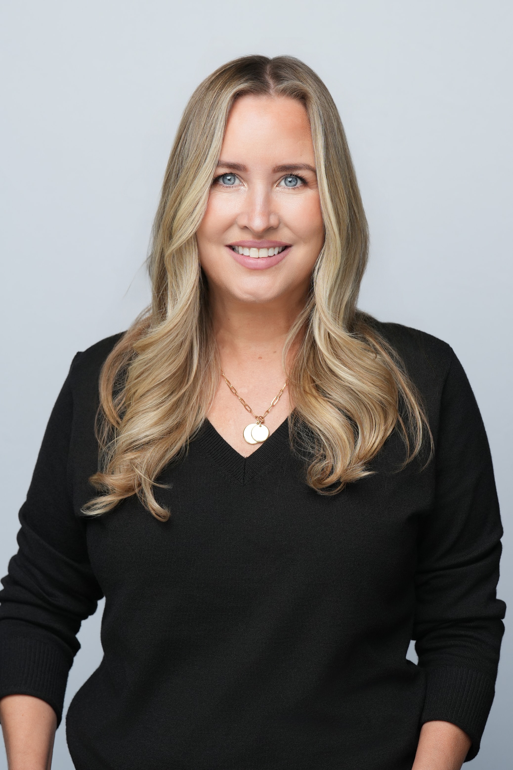 Kelly Lyons